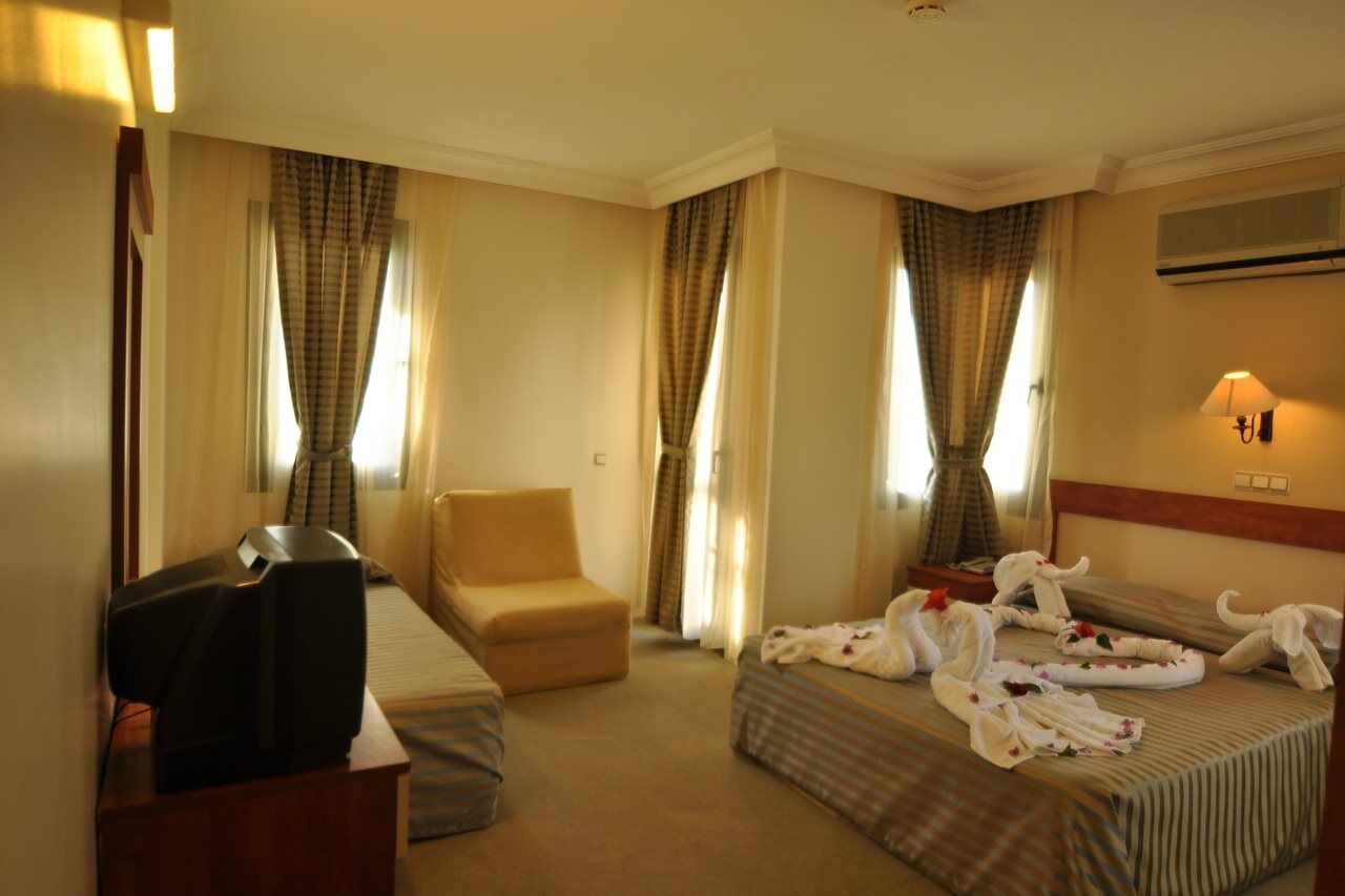 Golden Moon Hotel Фетхіє Екстер'єр фото